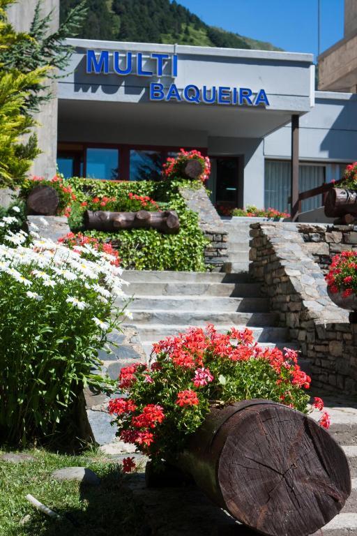 Apartamentos Multibaqueira Baqueira Beret Eksteriør billede