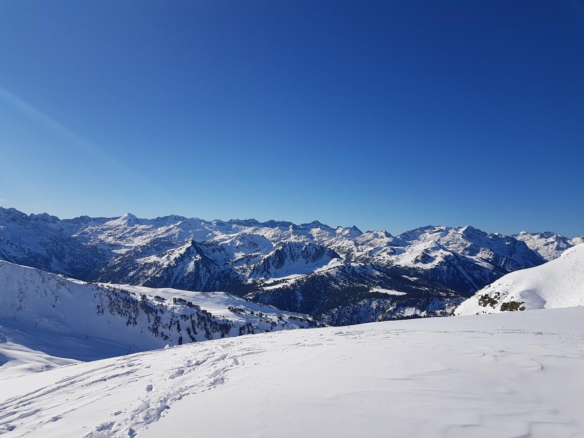 Apartamentos Multibaqueira Baqueira Beret Eksteriør billede