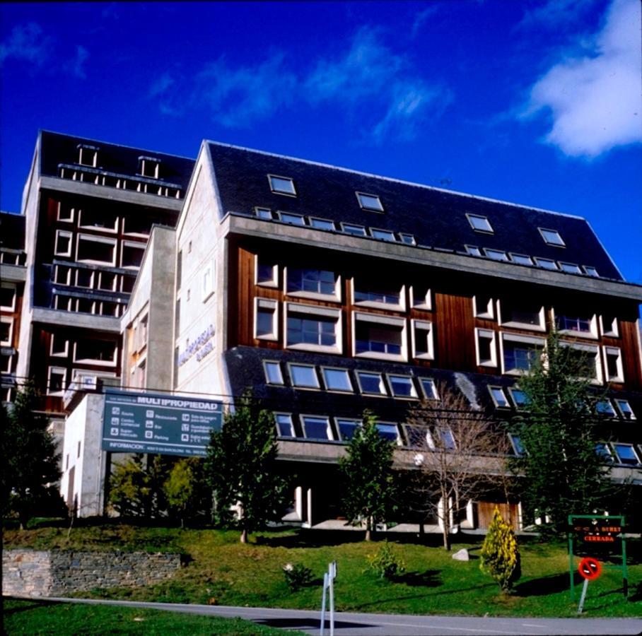 Apartamentos Multibaqueira Baqueira Beret Eksteriør billede